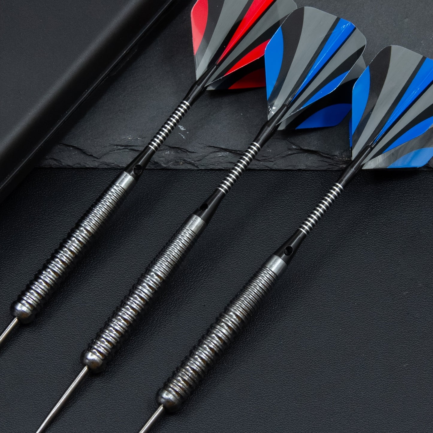 HUANQU Iron Dart Set With Flights Shafts Sharpeners Case