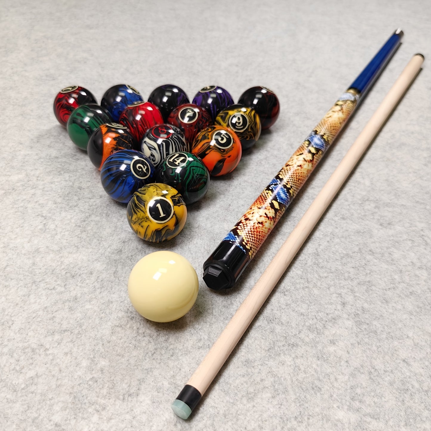 Three Piece Jump and Break Cue Set for Billiards Enthusiasts