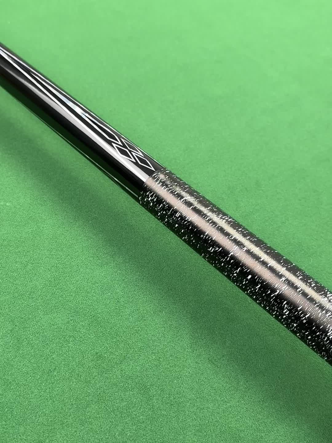 Professional Carbon Fiber Billiard Cue For Beginners And Pros